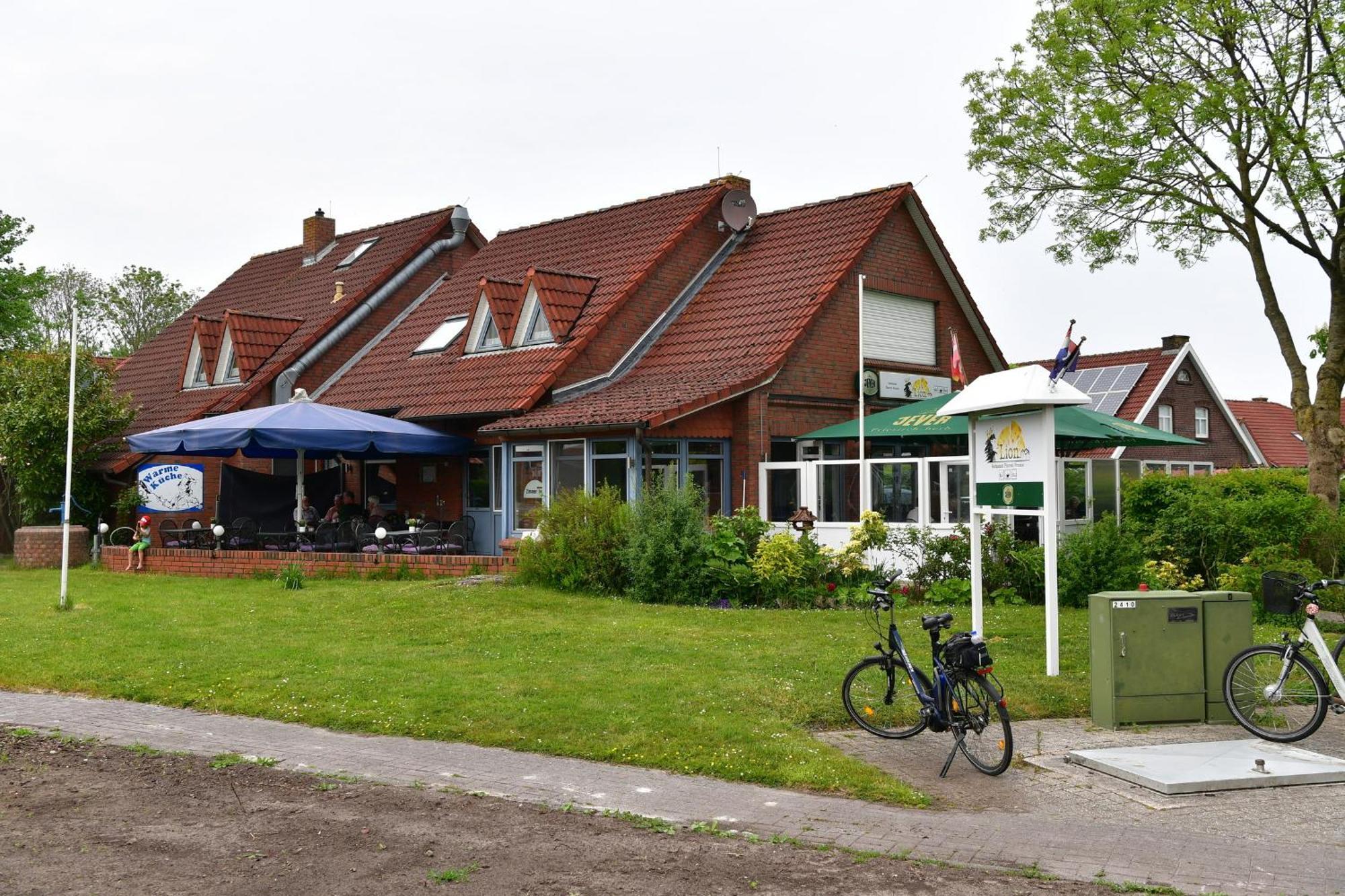 Pension Restaurant Pizzeria Lion Krummhörn 외부 사진